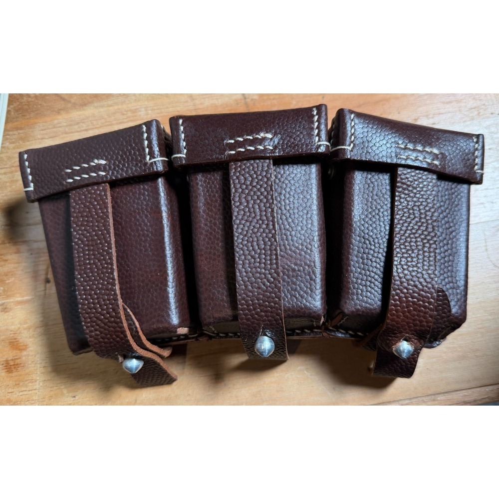 WWII German 98K Mauser Rifle Black Leather 3-Cell Ammo Belt Pouch - Repro